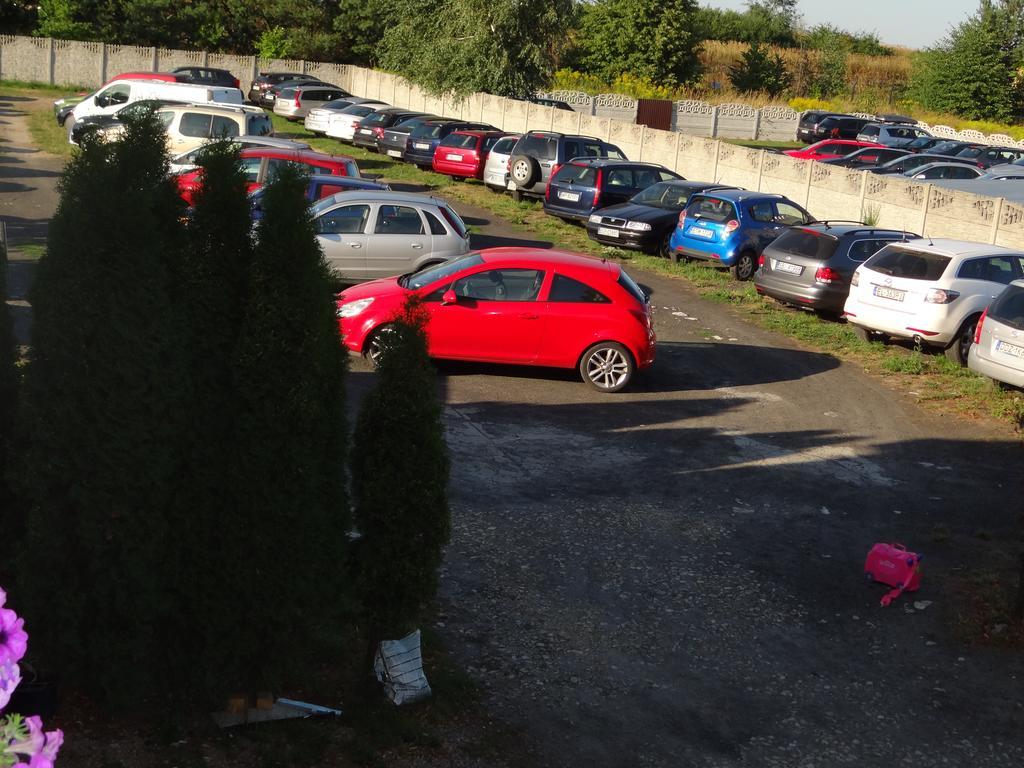 Noclegi Airportpark *