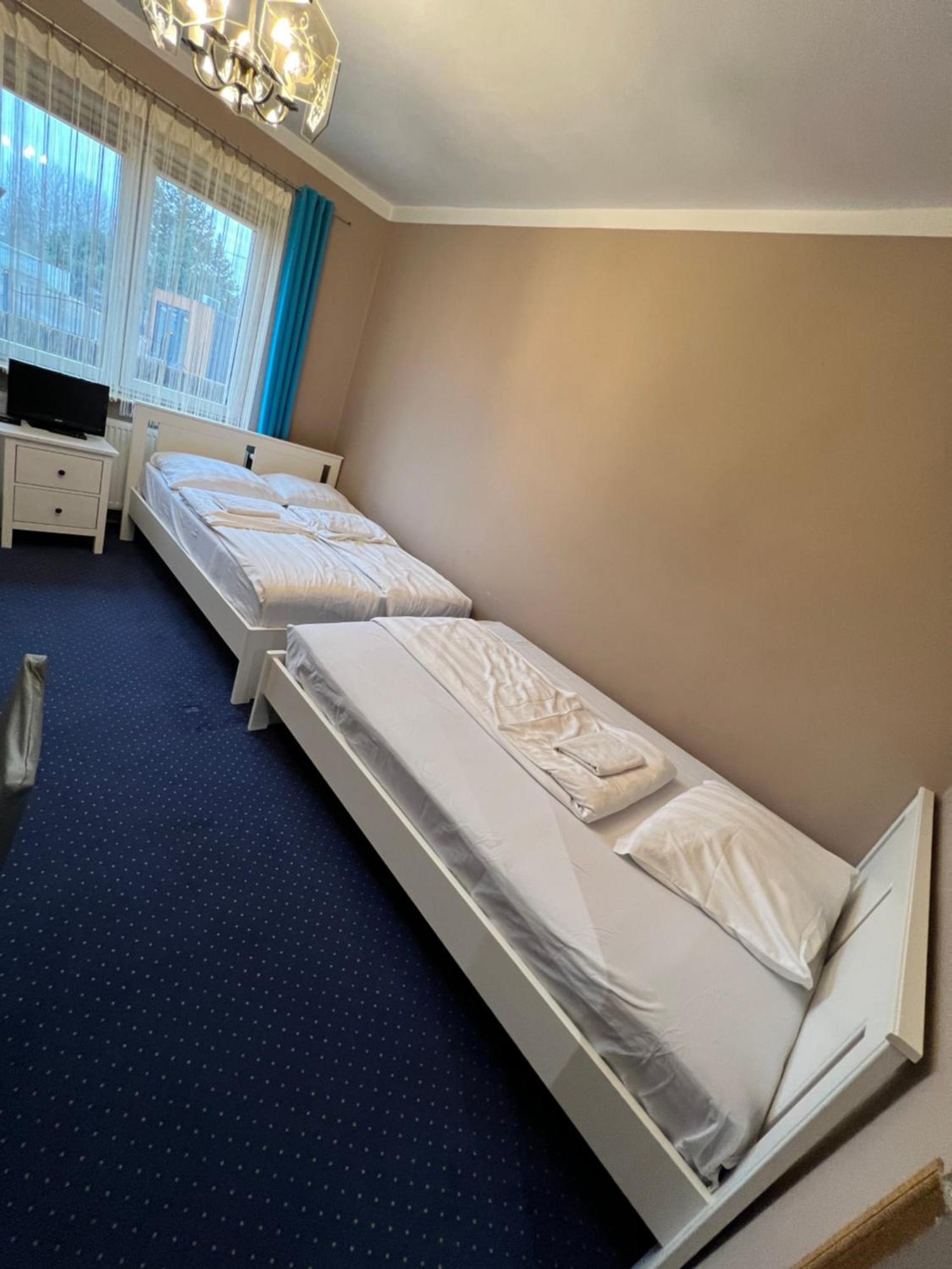 Noclegi Airportpark Privatunterkunft Pyrzowice