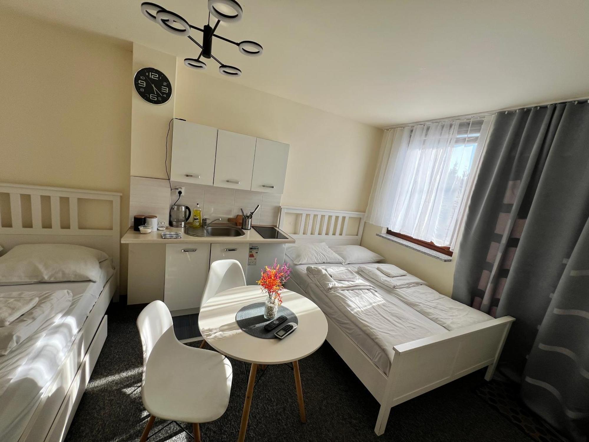 Privatunterkunft Noclegi Airportpark *